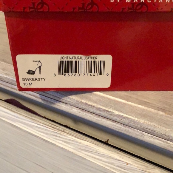 Sky High Guess Heels, Size 10. - Picture 2 of 5